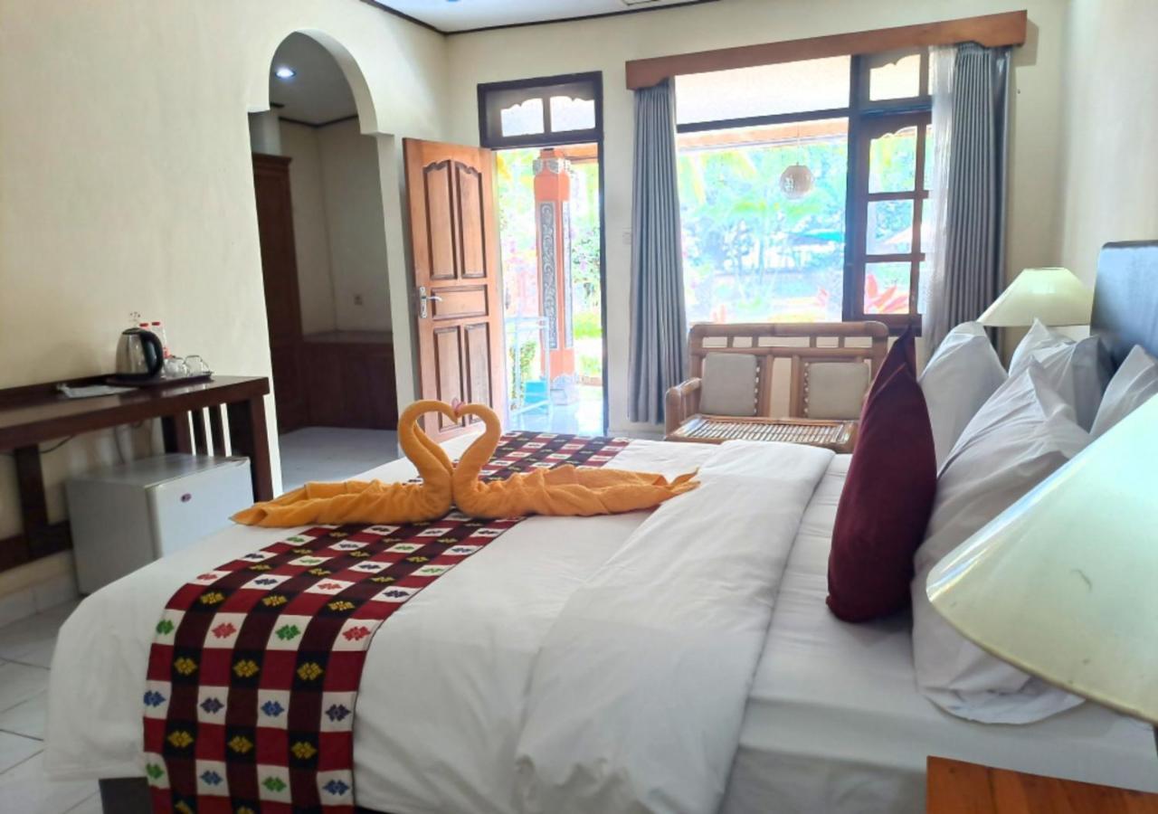 Lovina Beach Hotel ภายนอก รูปภาพ