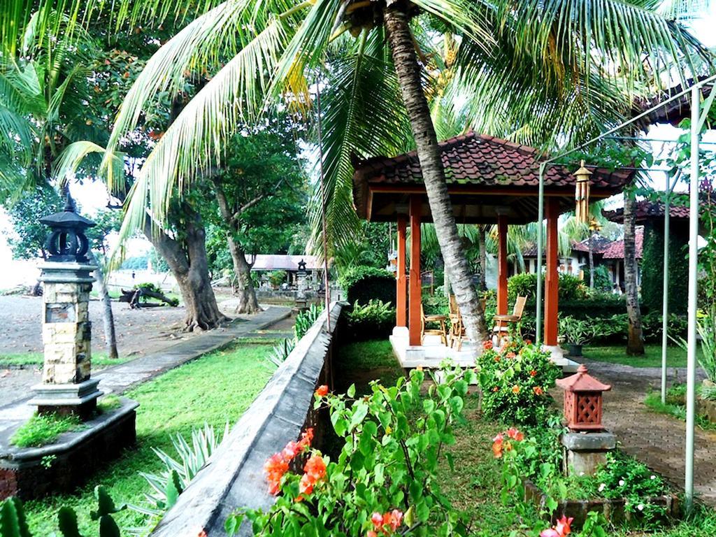 Lovina Beach Hotel ภายนอก รูปภาพ